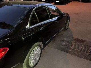 2011 Mercedes-Benz C-Класс 300 III (W204) Рестайлинг, чёрный, 1900000 рублей, вид 5