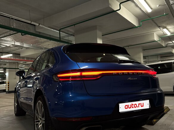 2021 Porsche Macan I Рестайлинг, синий, 4160000 рублей - вид 11