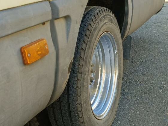 2003 Iveco Daily, белый, 750000 рублей - вид 10