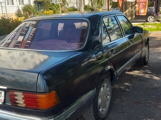 1988 Mercedes-Benz S-Класс 300 II (W126) Рестайлинг, синий, 280000 рублей, вид 3