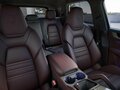 2026 Porsche Cayenne GTS III Рестайлинг, чёрный, 26756180 рублей - вид 2