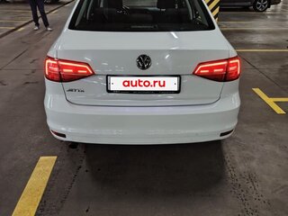 2016 Volkswagen Jetta VI Рестайлинг, белый, 1100000 рублей, вид 4