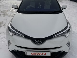 2019 Toyota C-HR I Рестайлинг, белый, 2200000 рублей, вид 3