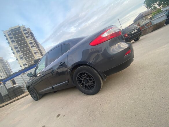 2010 Renault Fluence I, серый, 400000 рублей - вид 6
