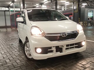 2016 Toyota Pixis Epoch I, белый, 850000 рублей, вид 2