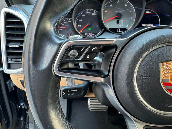 2015 Porsche Cayenne S II Рестайлинг (958), чёрный, 3790000 рублей - вид 15