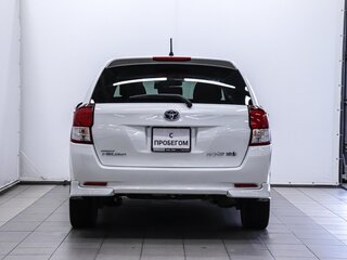2013 Toyota Corolla Fielder XI (E160, E170, E180), белый, 1115000 рублей, вид 4