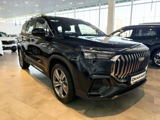 2025 Geely Okavango I Рестайлинг, чёрный, 4025990 рублей, вид 2