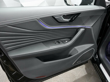 2025 Hongqi HS5 I Рестайлинг, чёрный, 3999000 рублей, вид 5