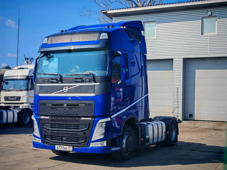 2018 Volvo FH, синий, 5150000 рублей, вид 3