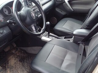 2004 Toyota RAV4 II (XA20) Рестайлинг, бежевый, 930000 рублей, вид 3