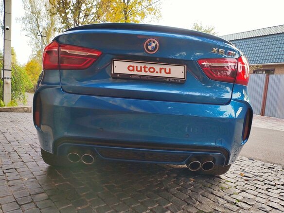 2015 BMW X6 M II (F86), голубой, 5000000 рублей - вид 11