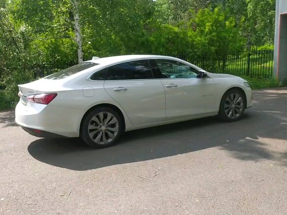 2019 Chevrolet Malibu IX Рестайлинг, белый, 2100000 рублей - вид 6