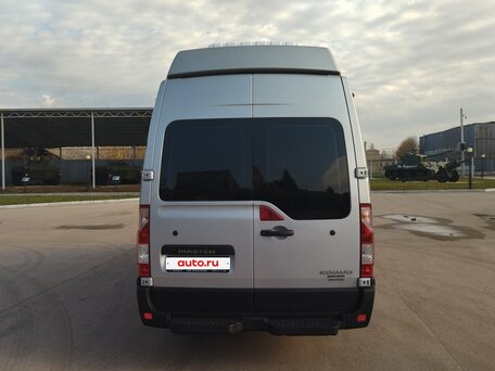 2014 Renault Master, серебристый, 1600000 рублей, вид 2