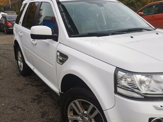 2014 Land Rover Freelander II Рестайлинг 2, белый, 1800000 рублей, вид 1
