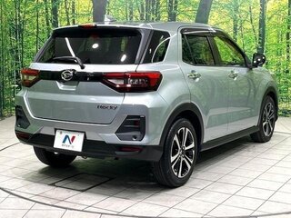2021 Daihatsu Rocky A200, серебристый, 1170000 рублей, вид 2