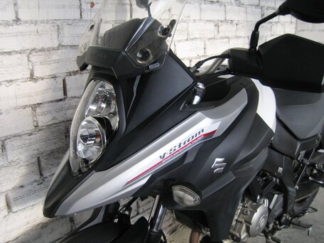 2017 Suzuki V-Strom DL 650, белый, 680000 рублей, вид 2