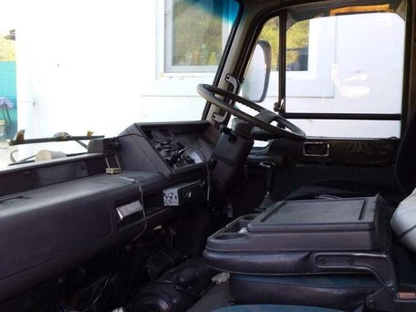 1993 Nissan Diesel, зелёный, 1600000 рублей, вид 4