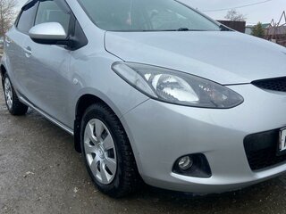 2010 Mazda Demio III (DE), серый, 715000 рублей, вид 3