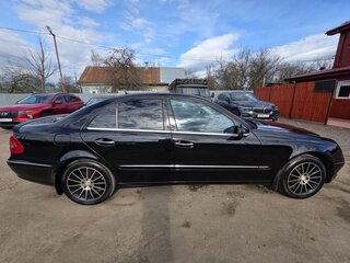 2007 Mercedes-Benz E-Класс 280 III (W211, S211) Рестайлинг, чёрный, 1000000 рублей, вид 4