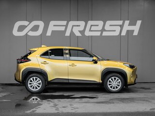 2022 Toyota Yaris Cross I, жёлтый, 2250000 рублей, вид 5