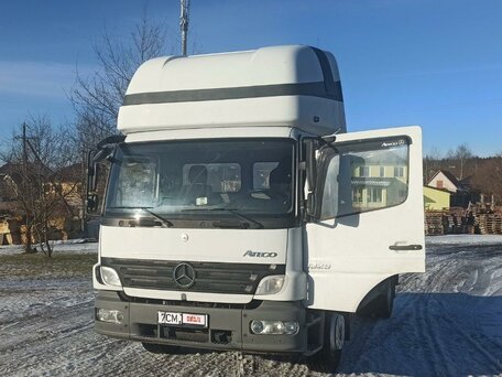2009 Mercedes-Benz Atego, белый, 3820716 рублей, вид 2