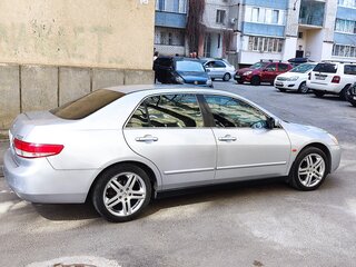 2004 Honda Accord VII, серебристый, 670000 рублей, вид 3