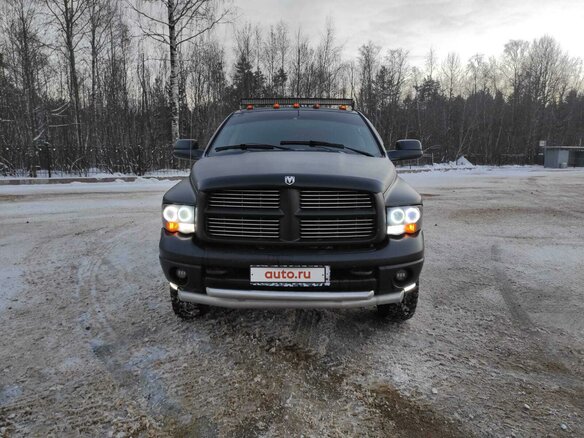2004 Dodge RAM III (DR/DH), чёрный, 3300000 рублей - вид 2