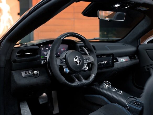 2025 Maserati MC20 Cielo, чёрный, 37000000 рублей - вид 10