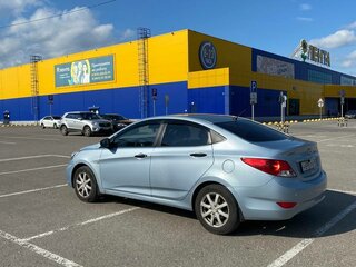 2011 Hyundai Solaris I, голубой, 950000 рублей, вид 3
