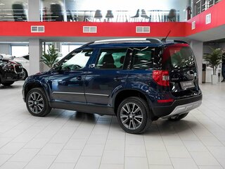 2017 Skoda Yeti I Рестайлинг, синий, 1695000 рублей, вид 4