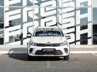 2020 Kia Rio X IV Рестайлинг, белый, 1849999 рублей, вид 3