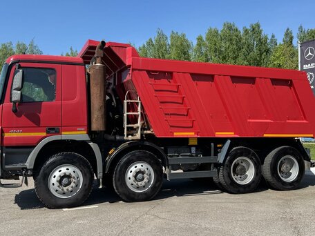 2018 Mercedes-Benz Actros, красный, 5650000 рублей, вид 4