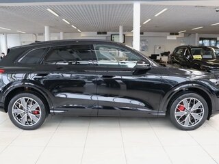 2026 Audi Q5 L III (GU), чёрный, 6470000 рублей, вид 3