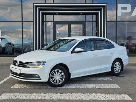 Volkswagen Jetta VI Рестайлинг