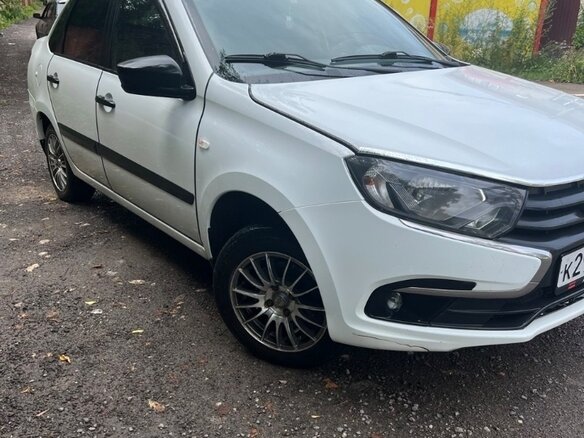 2019 Lada (ВАЗ) Granta I Рестайлинг, белый, 540000 рублей - вид 2