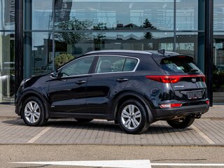 2018 Kia Sportage IV, чёрный, 1795000 рублей, вид 4