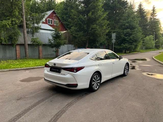 2021 Lexus ES 200 VII, белый, 3500000 рублей, вид 5