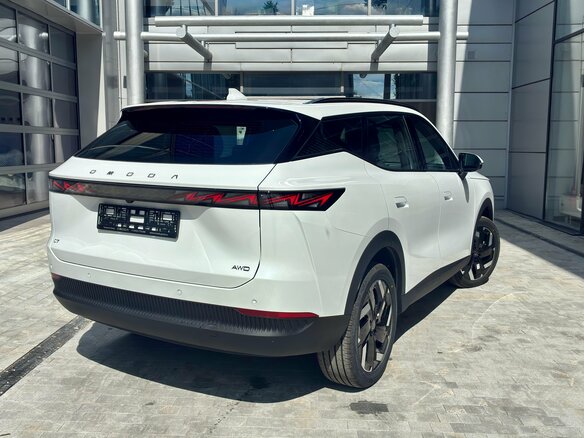 2026 Omoda C7, белый, 3499000 рублей - вид 3