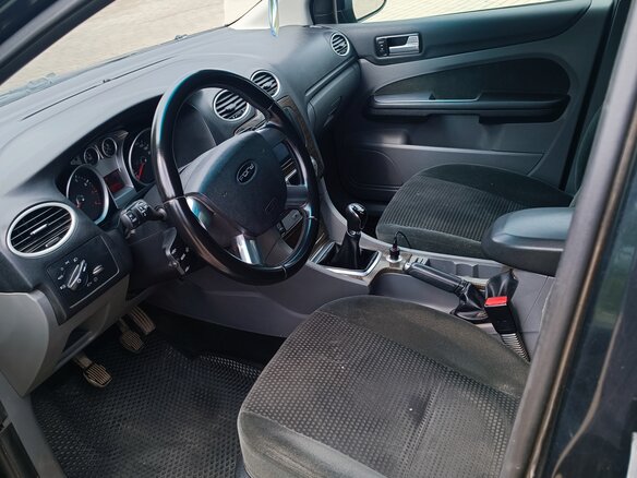 2008 Ford Focus II Рестайлинг, чёрный, 550000 рублей - вид 9