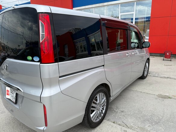 2015 Honda Stepwgn V, серебристый, 1599000 рублей - вид 4