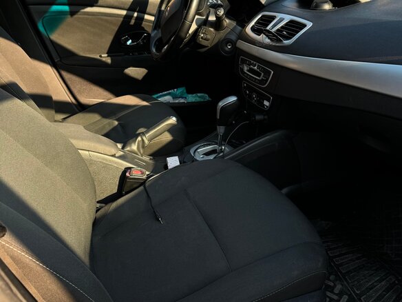 2012 Renault Fluence I, серый, 750000 рублей - вид 15
