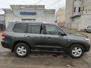 2011 Toyota Land Cruiser 200 Series, серый, 3170000 рублей, вид 3