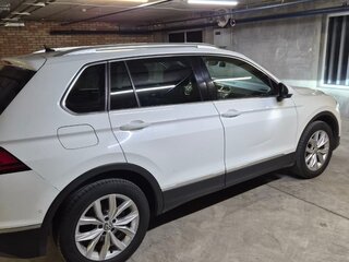 2016 Volkswagen Tiguan II, белый, 2300000 рублей, вид 2