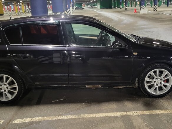 2008 Opel Astra H Рестайлинг, чёрный, 450000 рублей - вид 1