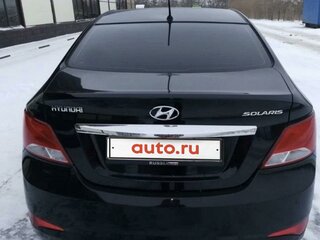 2015 Hyundai Solaris I Рестайлинг, чёрный, 915000 рублей, вид 4