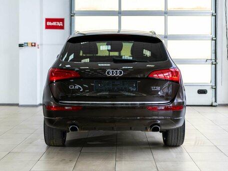 2015 Audi Q5 I (8R) Рестайлинг, коричневый, 1900000 рублей, вид 5