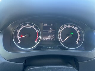 2018 Skoda Rapid I Рестайлинг, белый, 700000 рублей, вид 5
