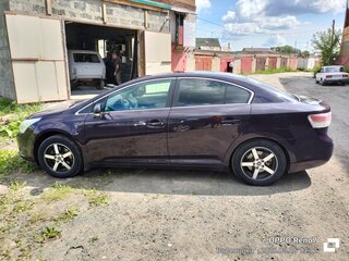 2009 Toyota Avensis III, фиолетовый, 1000000 рублей, вид 2