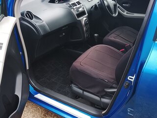 2010 Toyota Vitz II (XP90), синий, 620000 рублей, вид 5